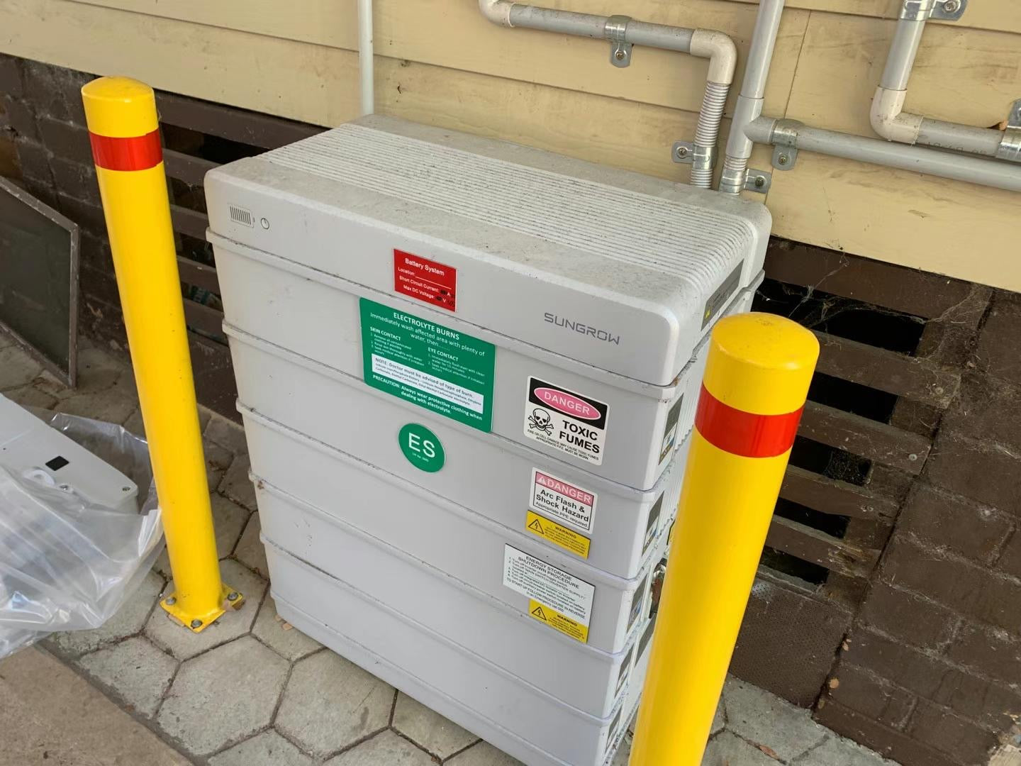 Yellow Steel Pipe Safety Bollard